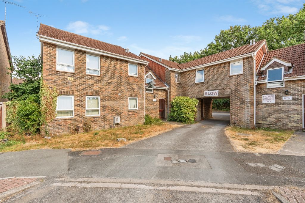 Property photo 1 of 11