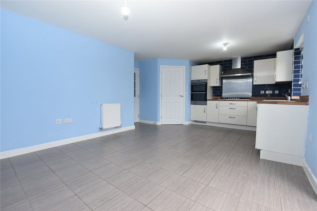 Property photo 3 of 20 Picture No. 10