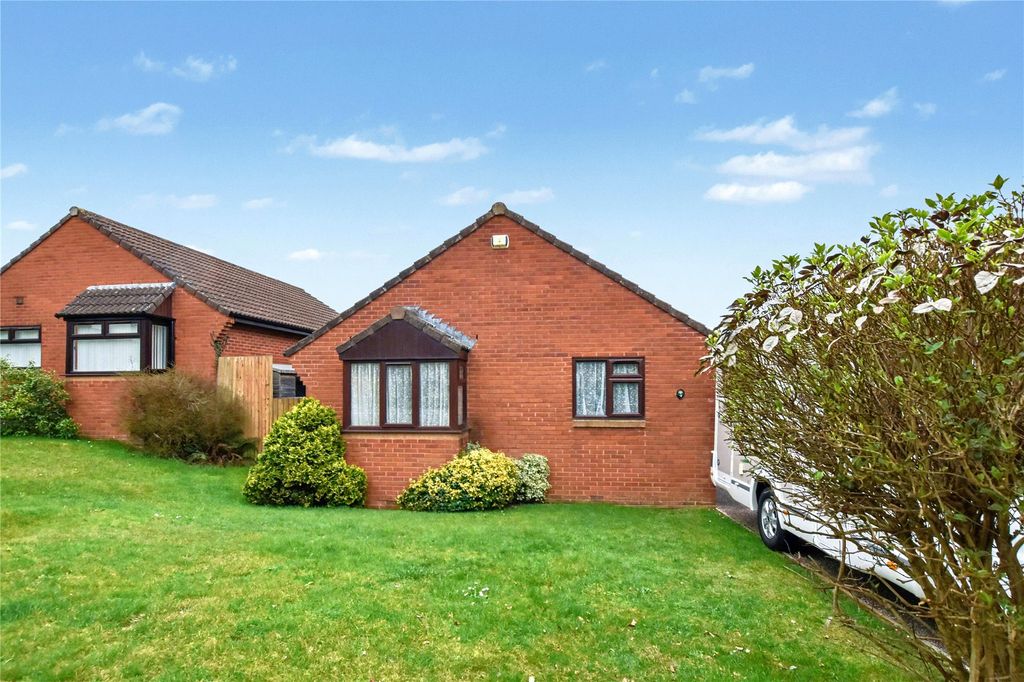 Property photo 1 of 17 Front