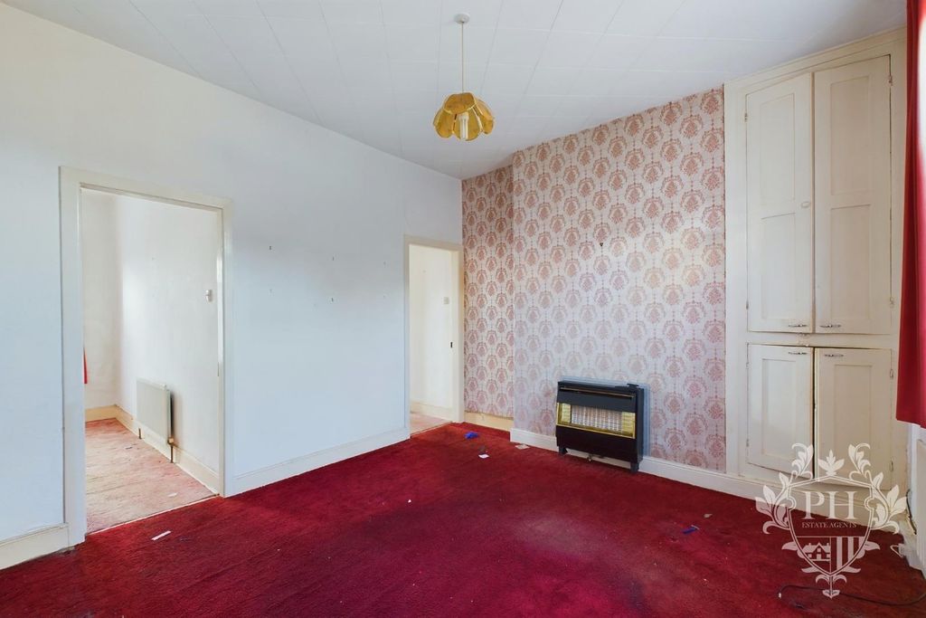 Property photo 3 of 9 Cam02002G0-Pr0108-Still002.Jpg