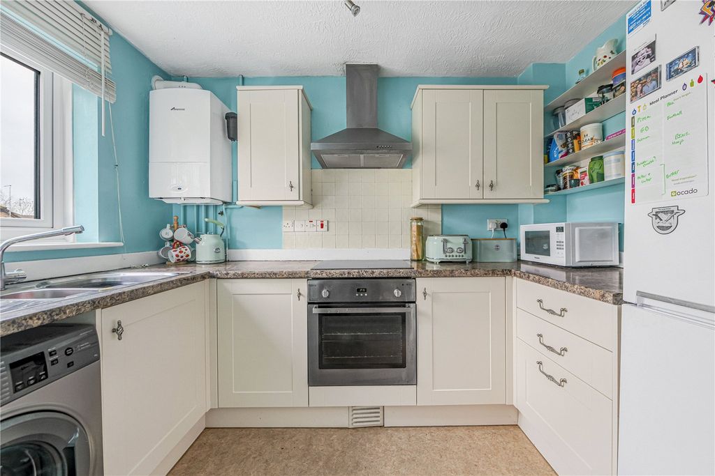 Property photo 3 of 12 Picture No. 12