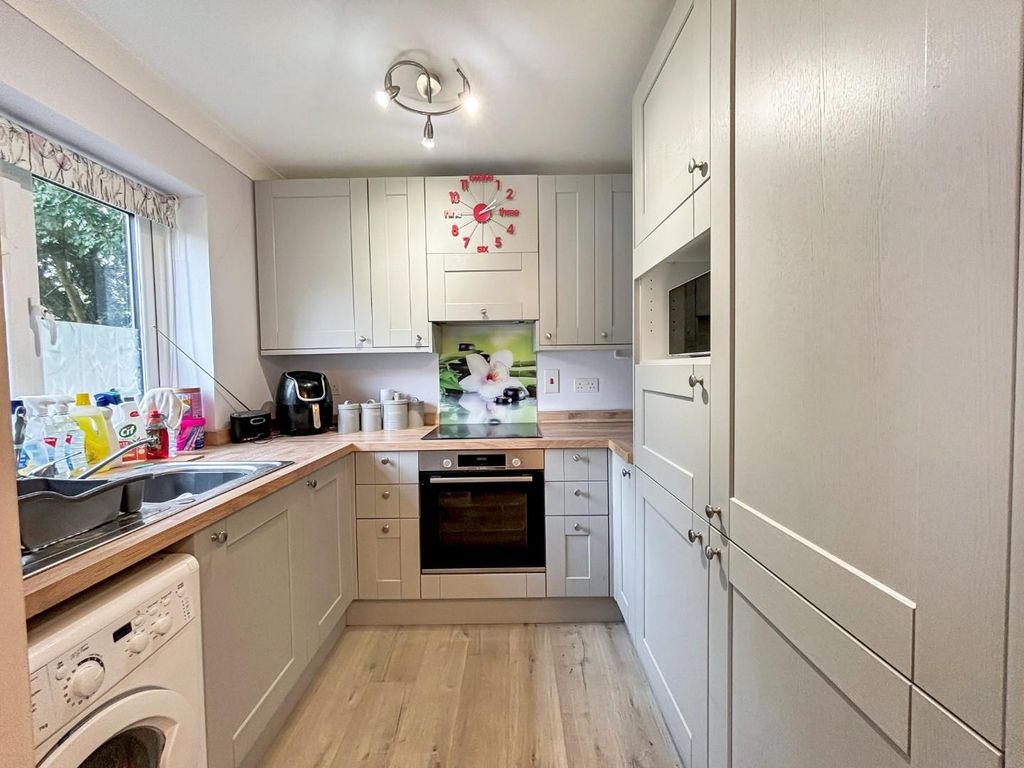 Property photo 3 of 12 2.Jpg