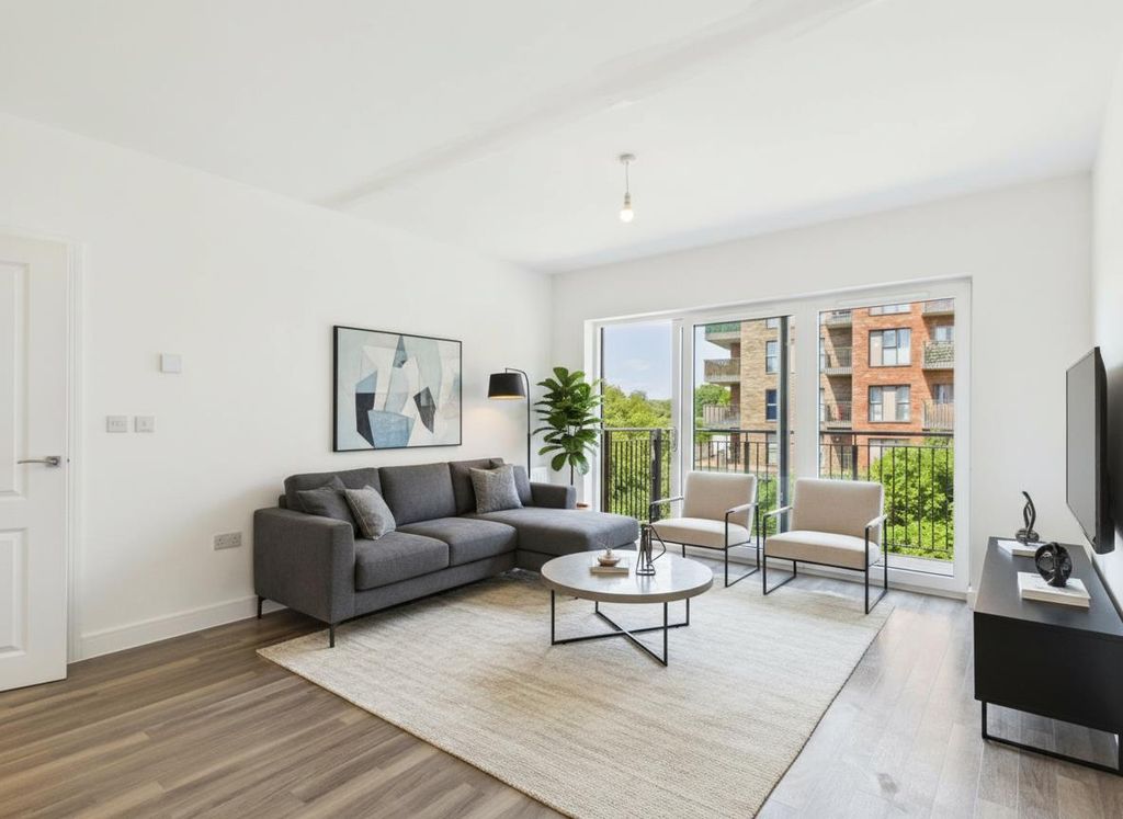 Property photo 1 of 10 Agent99-Generation-ce52E97F-7405-4c7F-Ab0c-F136F16