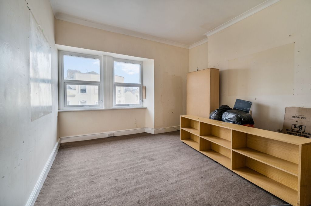 Property photo 2 of 20 1374748-15-6908E0...