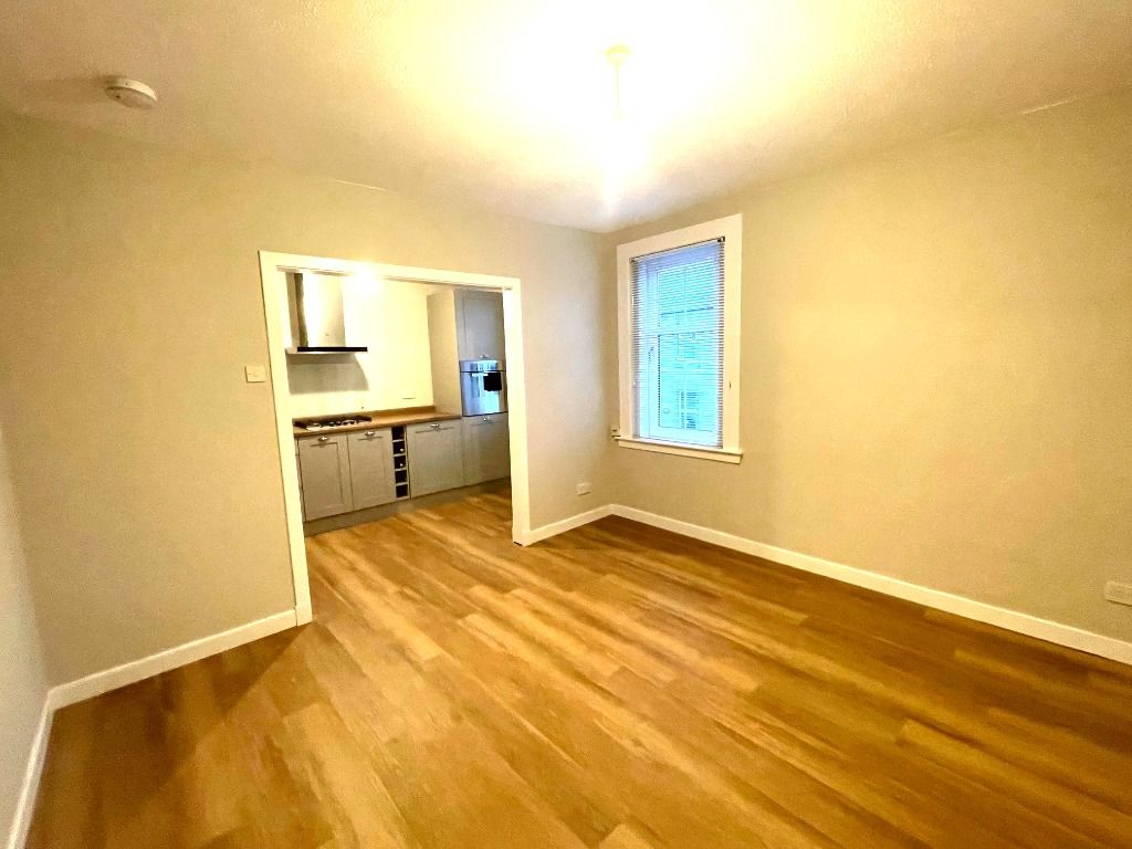 Property photo 2 of 8 Photo 2