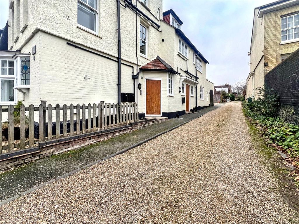 Property photo 1 of 10 Img_0904_Edited.Jpg