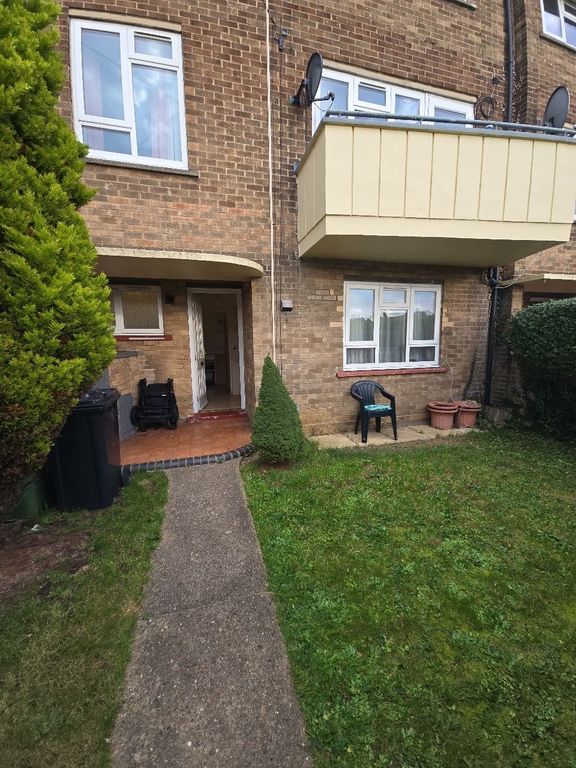 Property photo 1 of 11