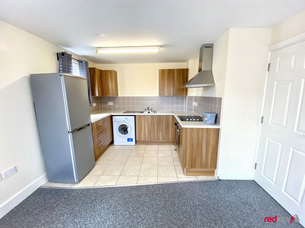 Property photo 3 of 5 Kitchen