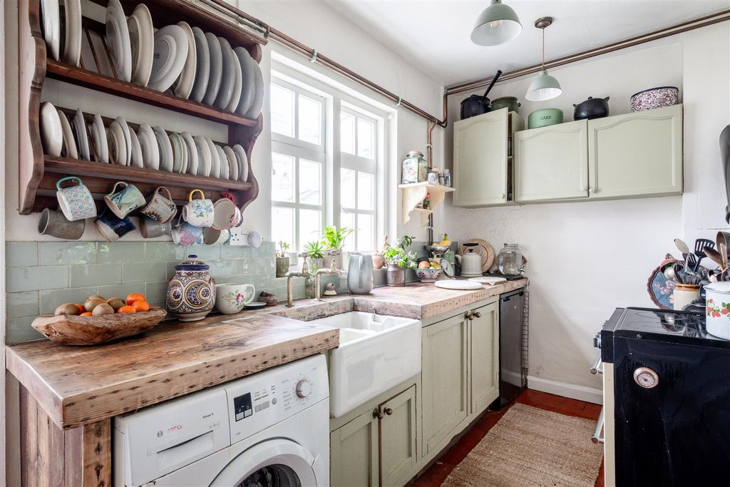Property photo 3 of 21 2 Orchard Cottages-6.Jpg