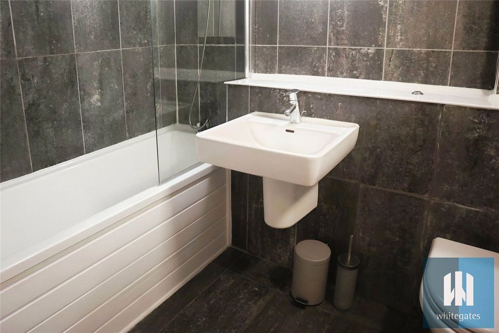 Property photo 3 of 6 Picture No. 10