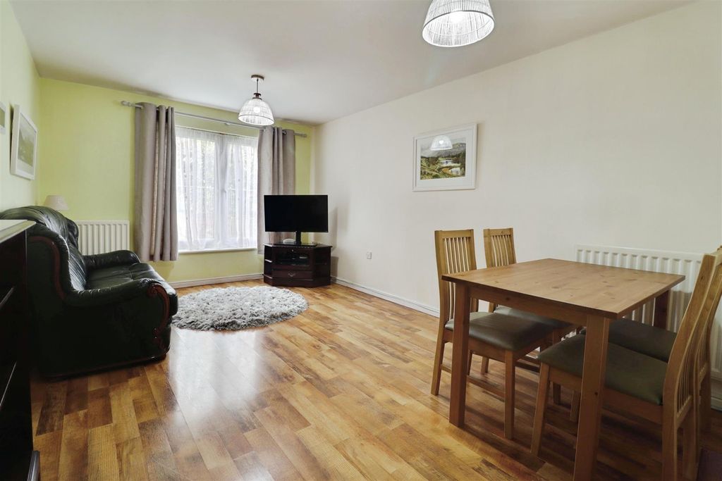 Property photo 3 of 11 67E8801B-Img_1102-Img_1104.Jpg