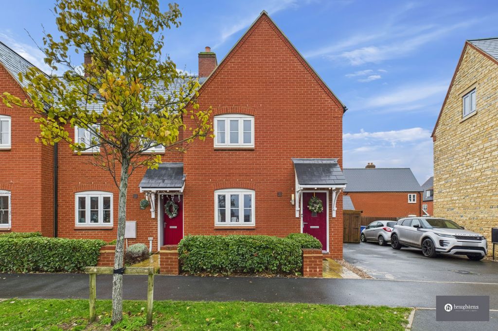 Property photo 1 of 26