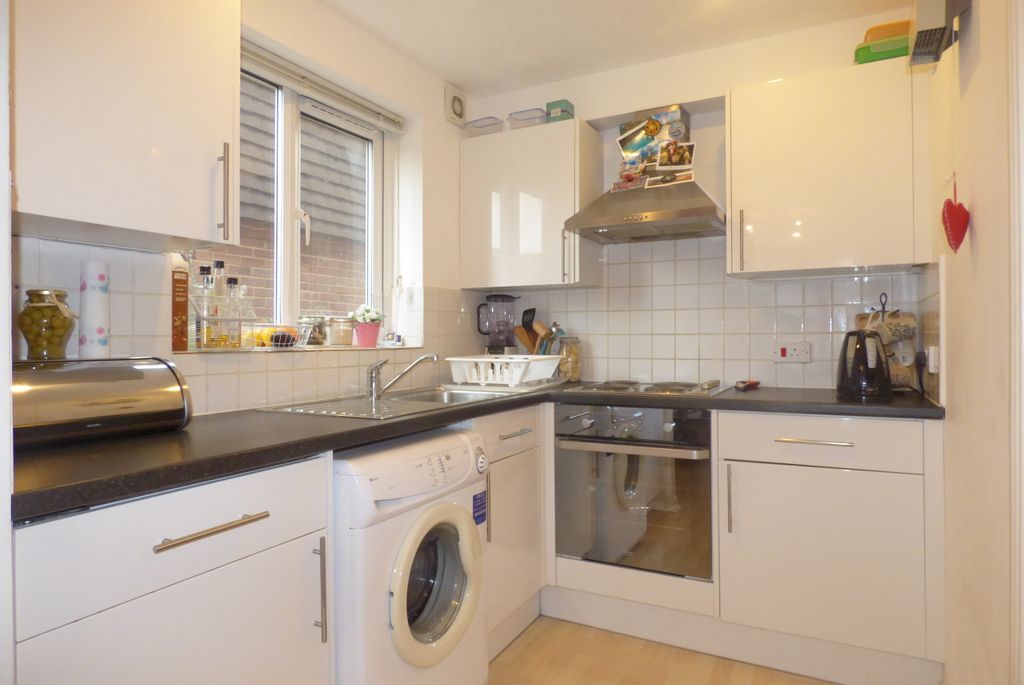 Property photo 2 of 5