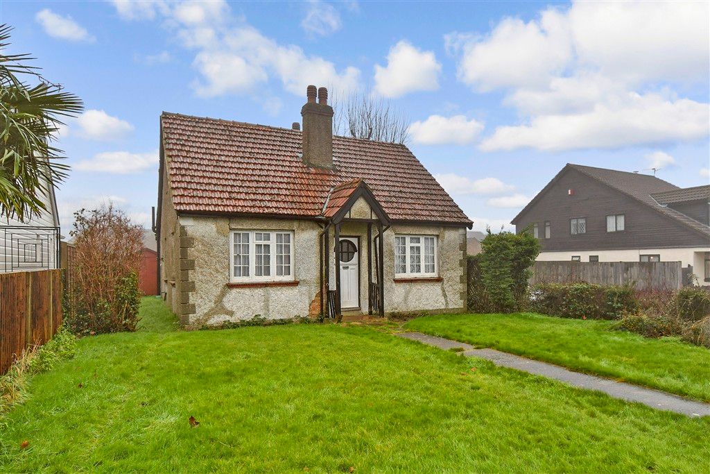 Property photo 1 of 7 External (Brochure)