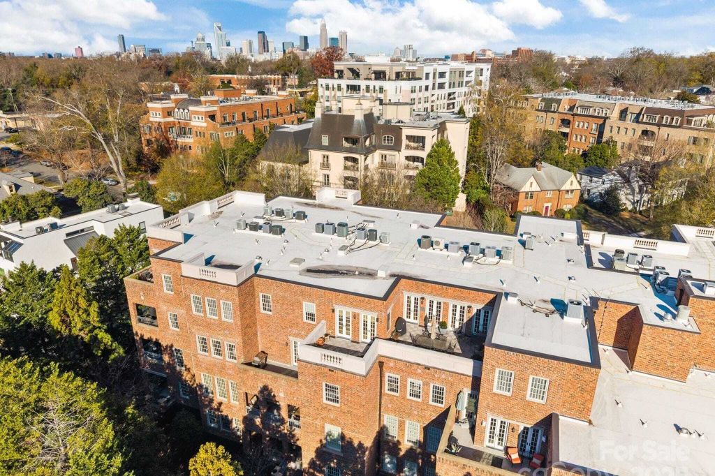 Property photo 3 of 24 <Alttext/>