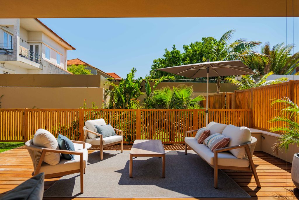 Property photo 1 of 50