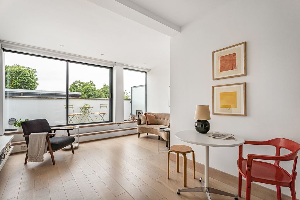 Property photo 1 of 23 Reception Room
