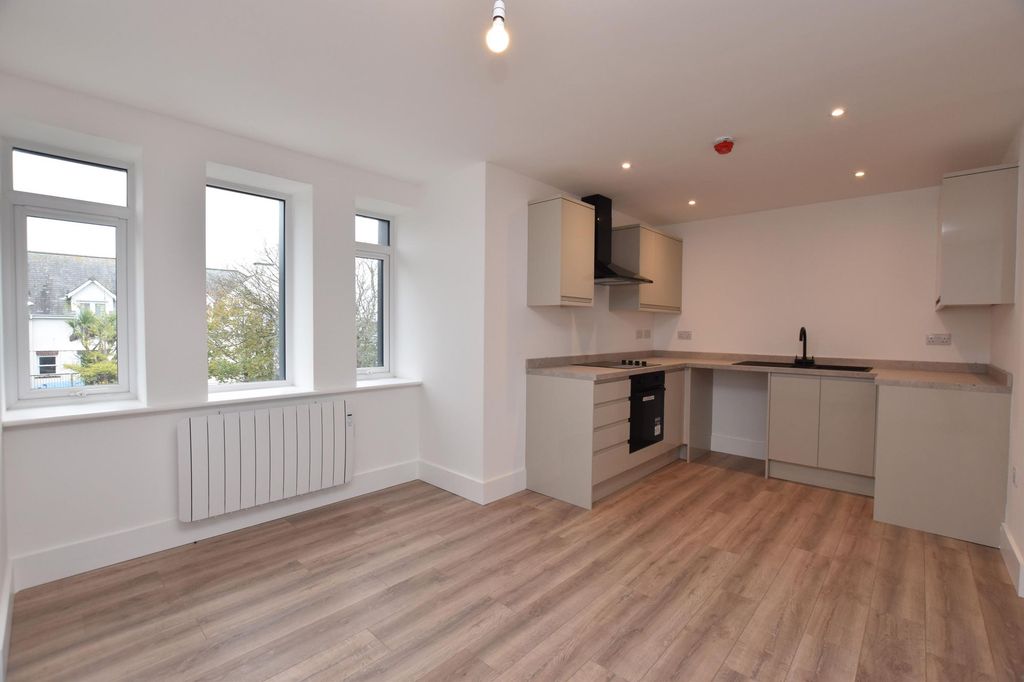 Property photo 2 of 10 Open Plan Lounge/Diner/Kitchen