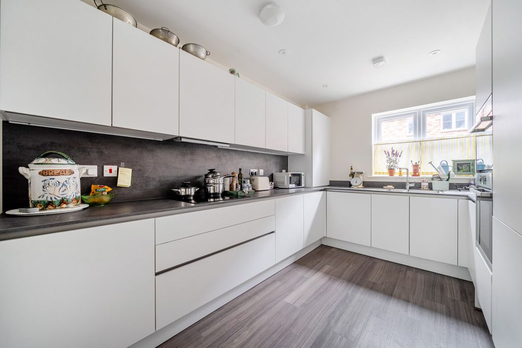 Property photo 2 of 22 Picture 2