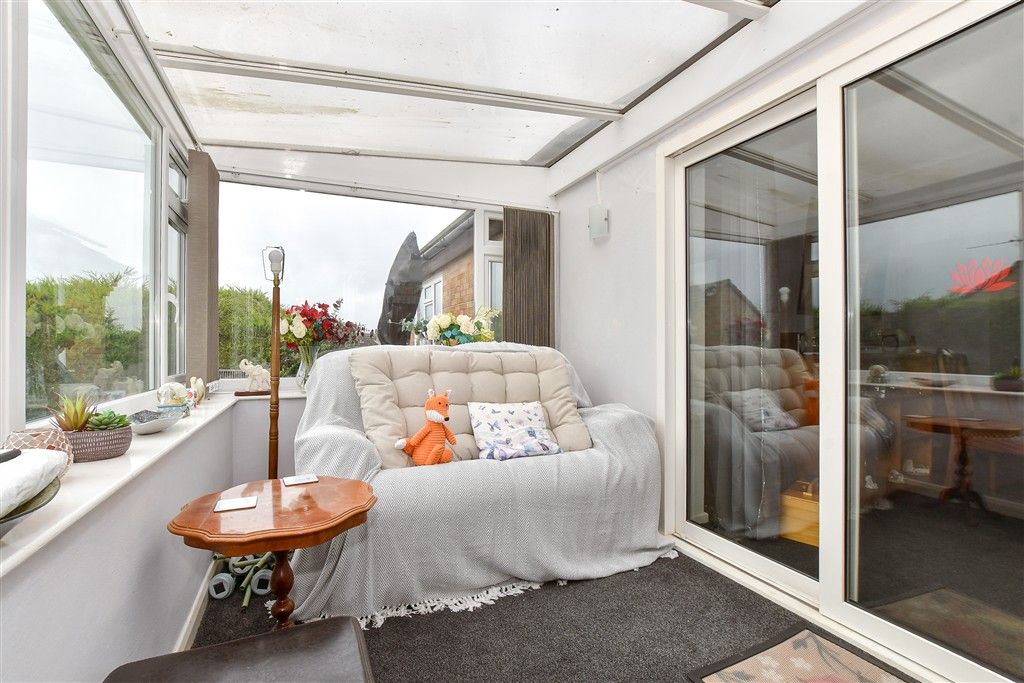 Property photo 1 of 10 Conservatory