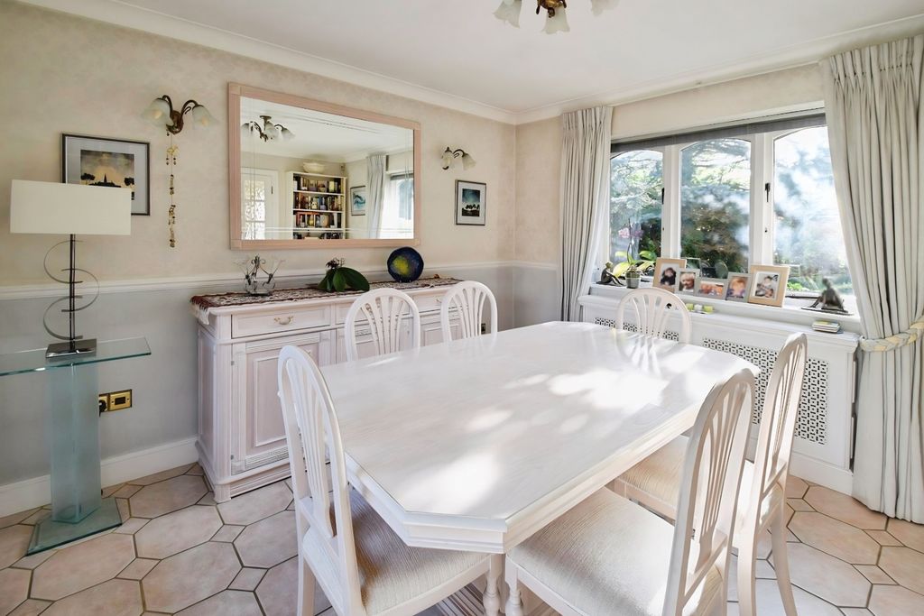 Property photo 3 of 20 Pbox-Img.Jpg