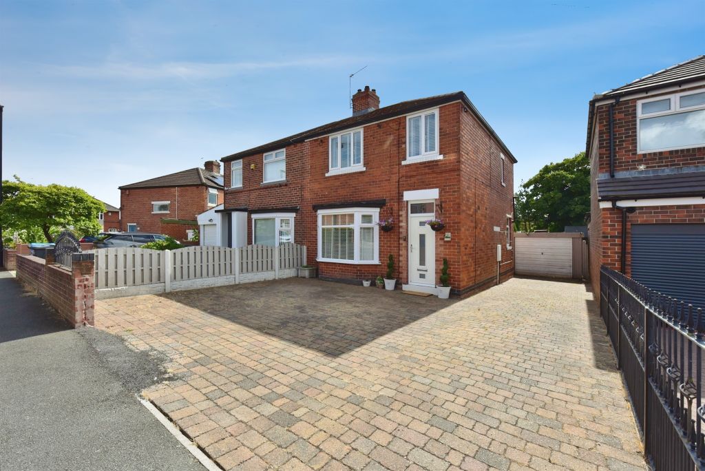 Property photo 1 of 19