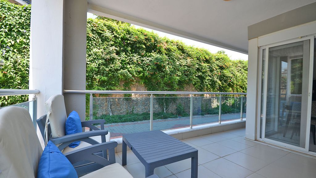 Property photo 3 of 42