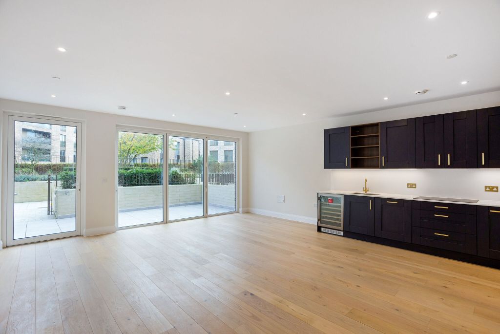 Property photo 2 of 18 81549_1 Wimpole Mews 27 Inglis Way (7)_Low.Jpg