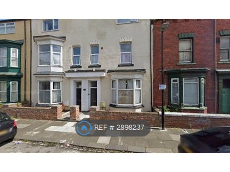 Property photo 1 of 8