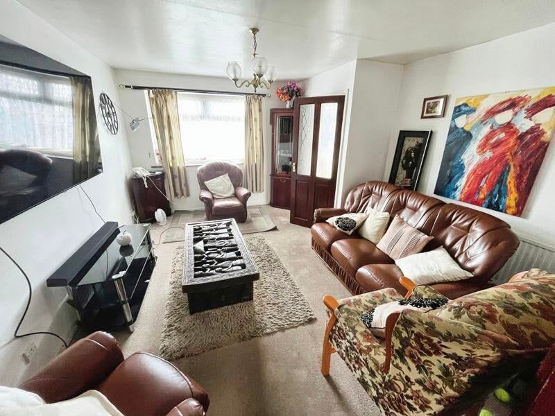 Property photo 2 of 14