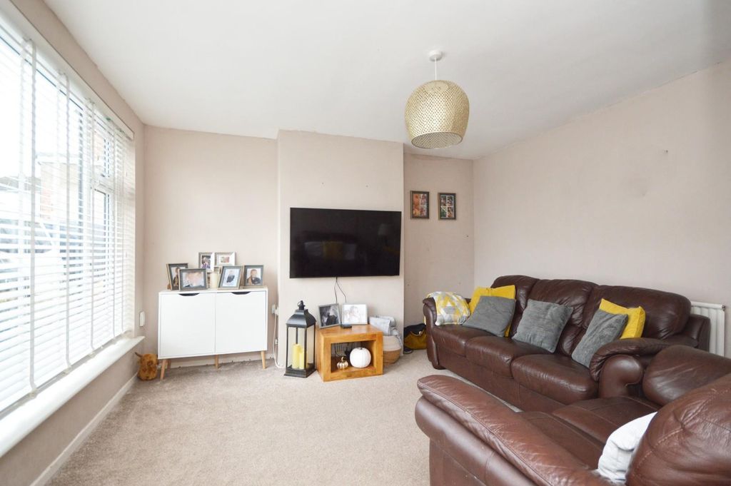 Property photo 3 of 22