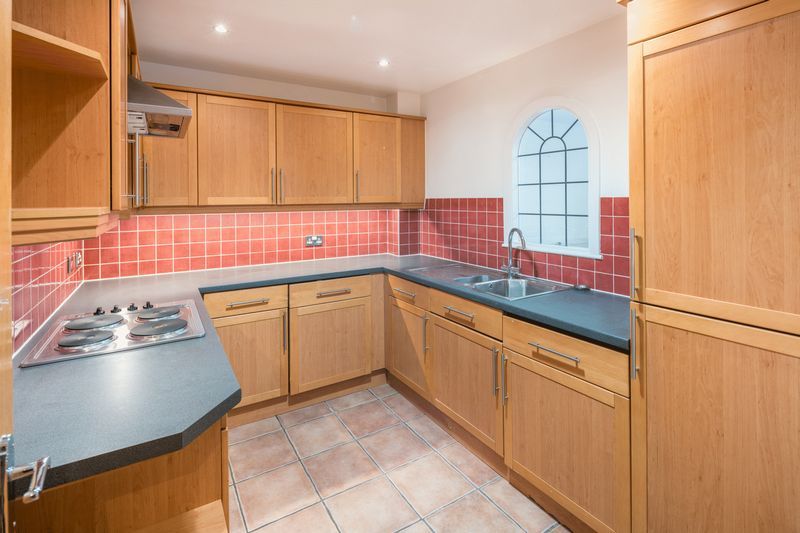 Property photo 3 of 17 Photo 13
