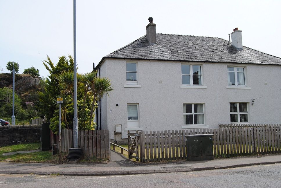 Property photo 1 of 17