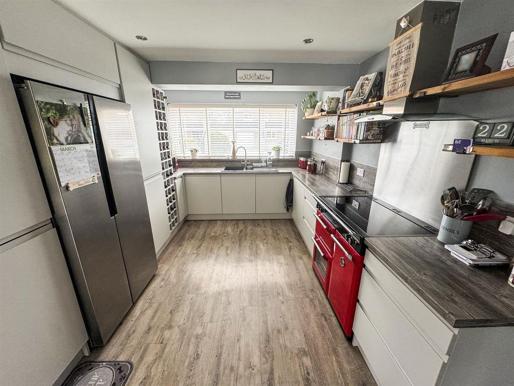 Property photo 3 of 46 Img_2440.Jpg