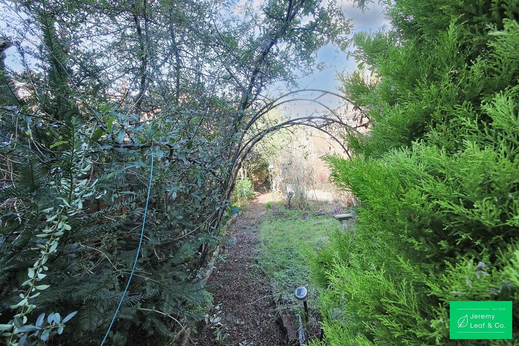 Property photo 2 of 14