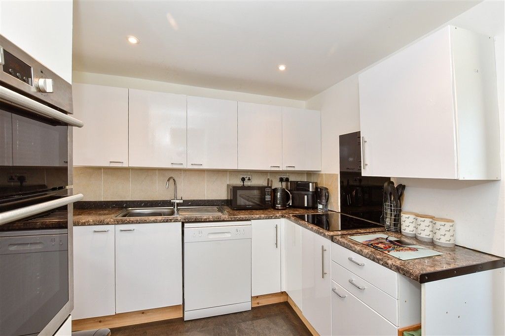 Property photo 1 of 12 Kitchen