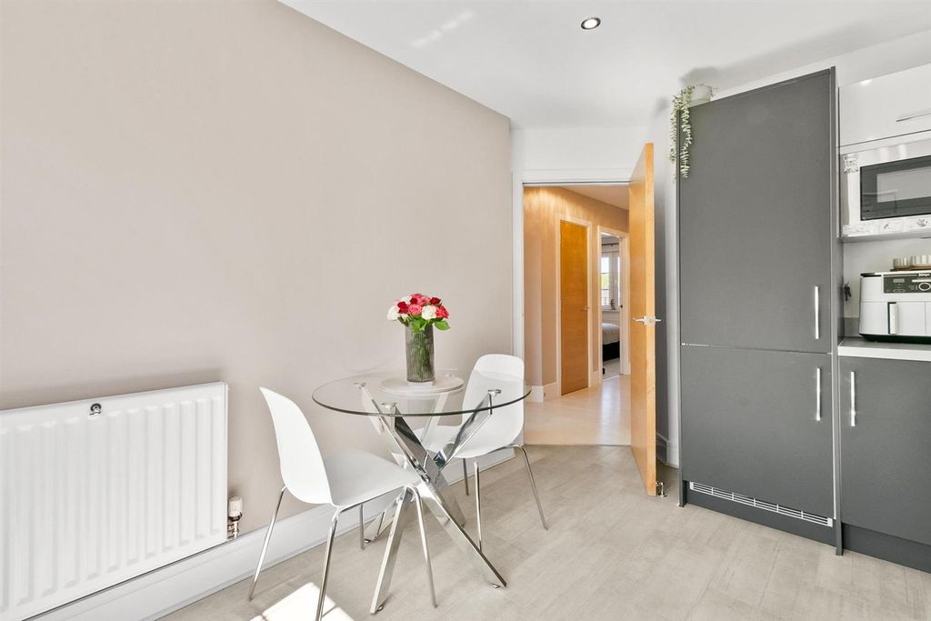 Additional image 13 of 2 bed flat for saleOrissa Drive Dumbarton G82