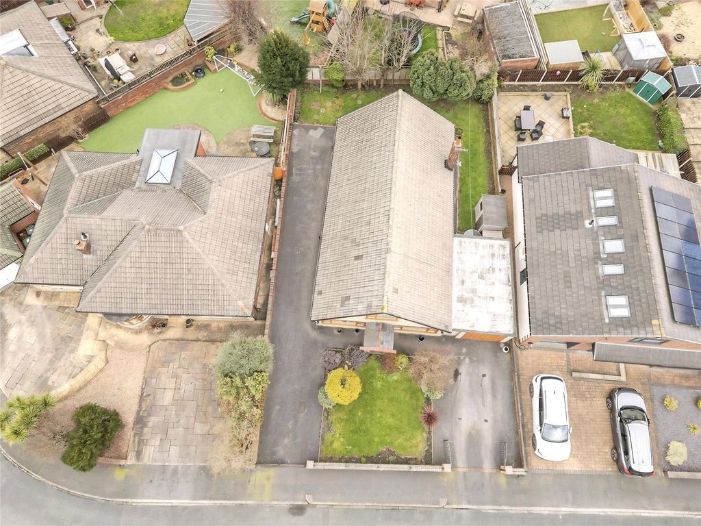 Property photo 2 of 14 Picture No. 35