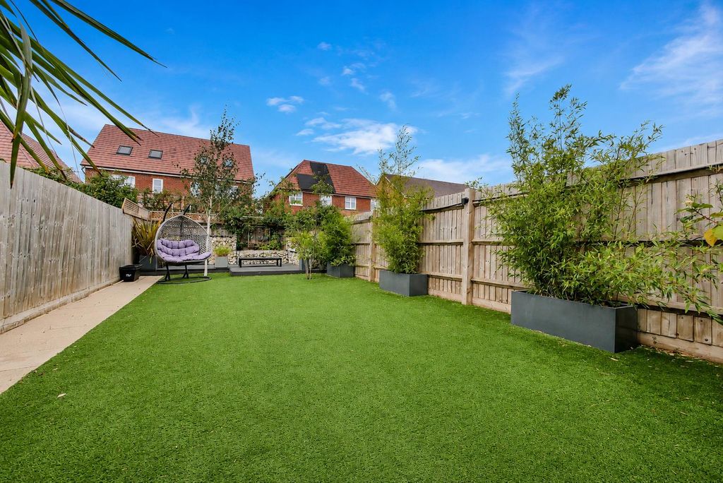 Property photo 2 of 14 Rear Garden