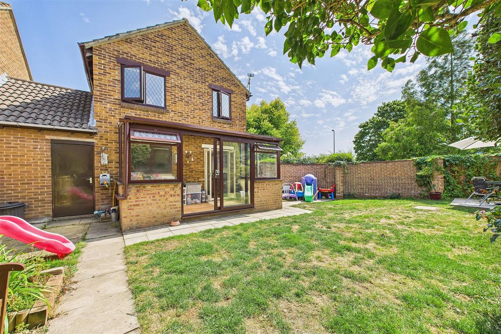 Property photo 2 of 15