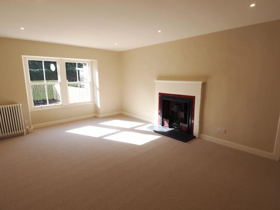 Property photo 3 of 24