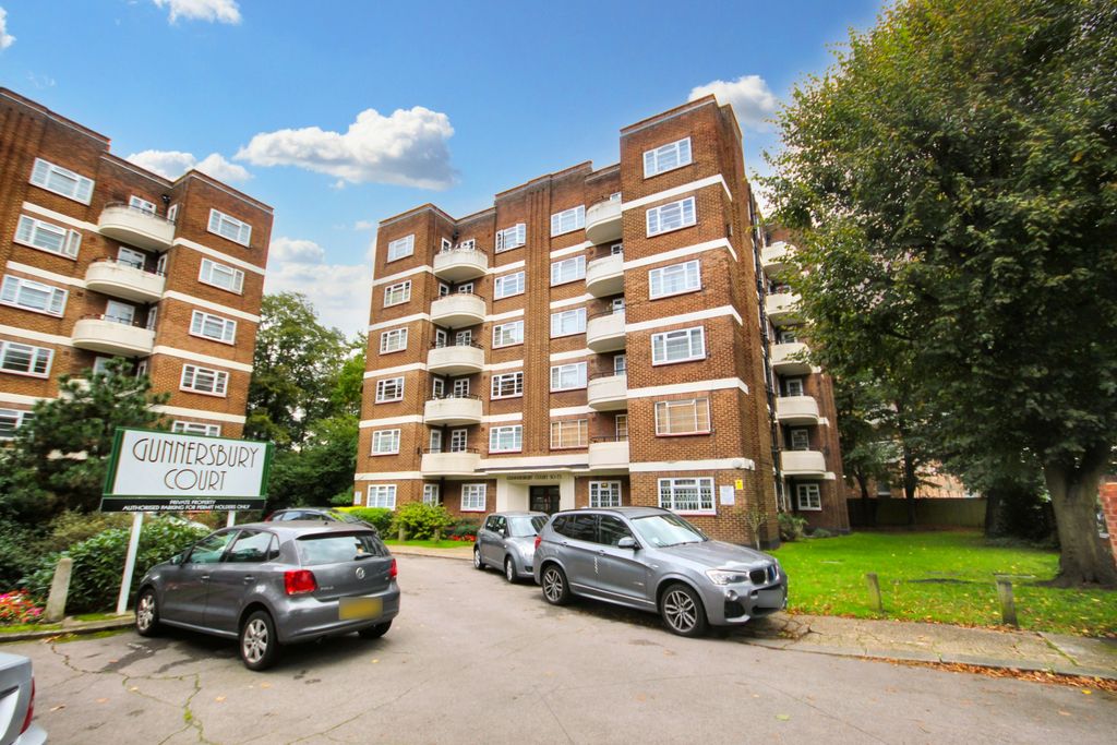 Property photo 2 of 7 Gallery