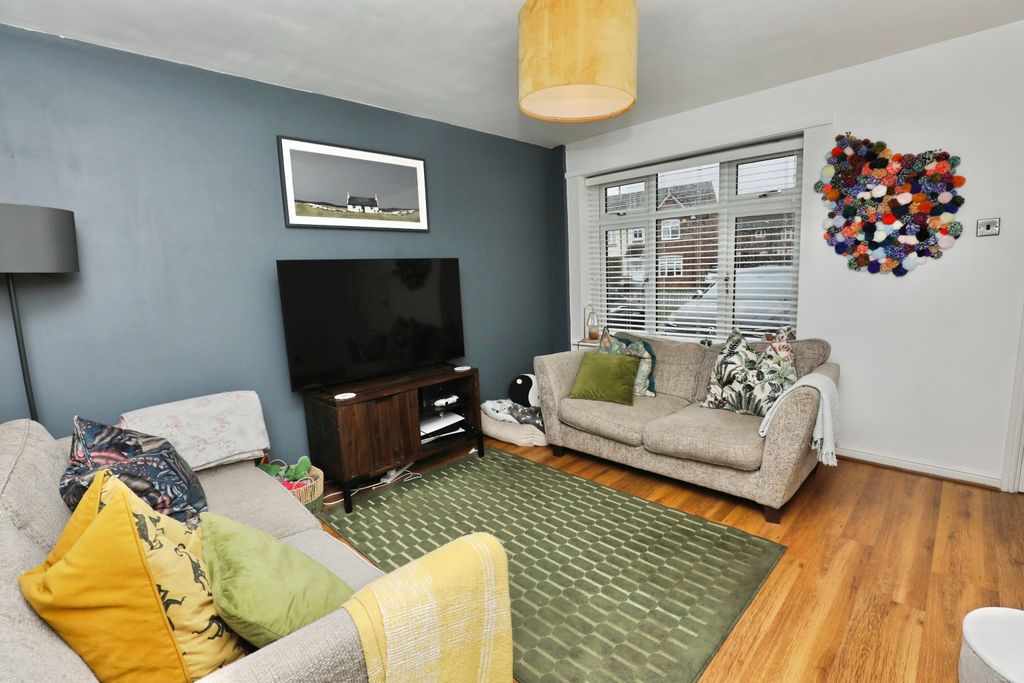 Property photo 3 of 15