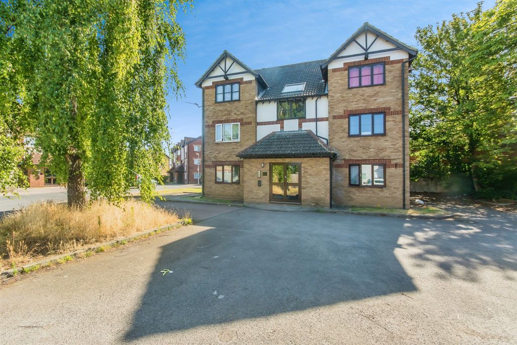 Property photo 1 of 16