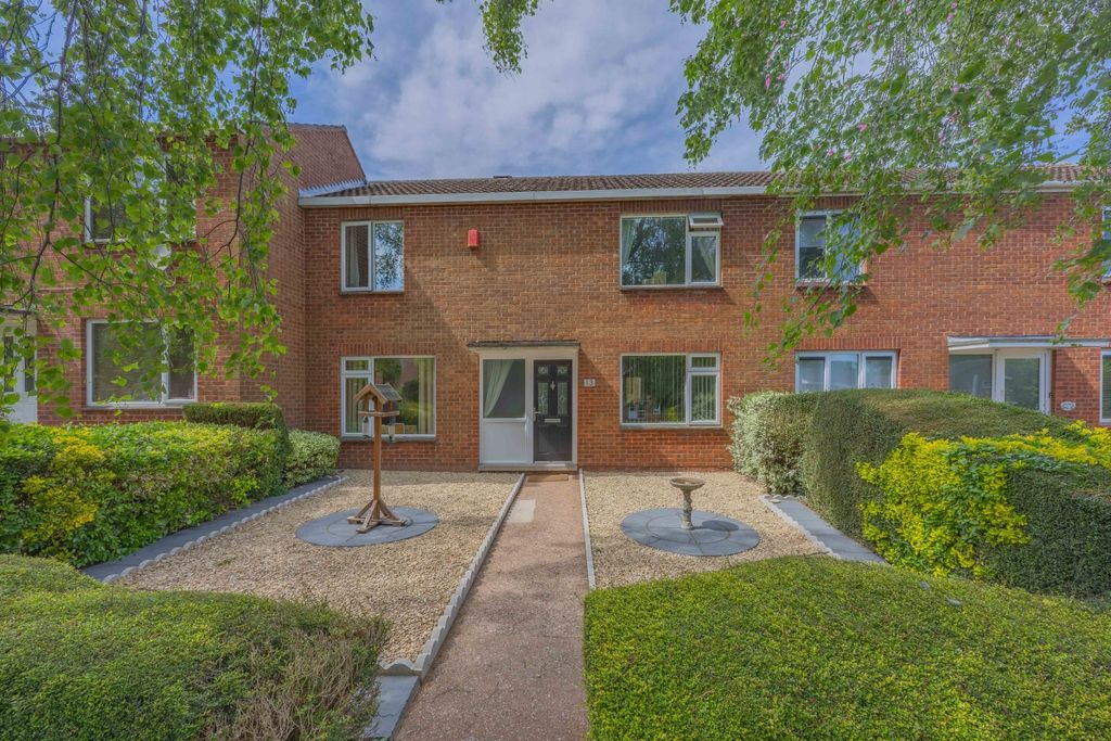 Property photo 1 of 19 Ewemove Taunton Lime Crescent (1)
