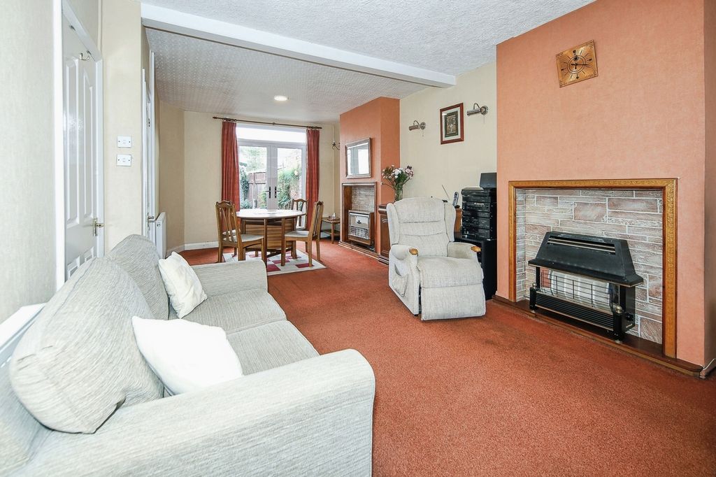 Property photo 2 of 22 Pbox-Img.Jpg
