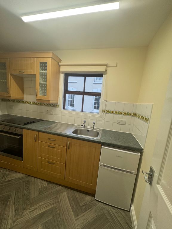 Property photo 3 of 5