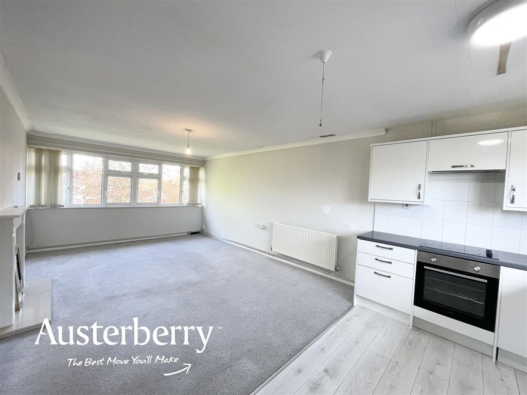 Property photo 3 of 13 Img_8162.Jpg