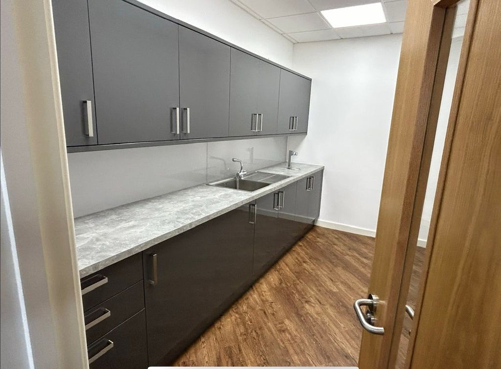 Property photo 3 of 10 Img_6719.Jpg