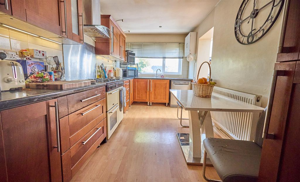 Property photo 2 of 11 Rear Fitted Dining/Kitchen